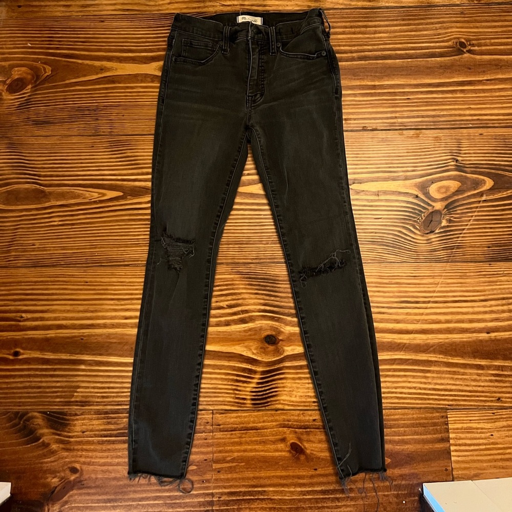 Madewell black high rise 9” black jeans